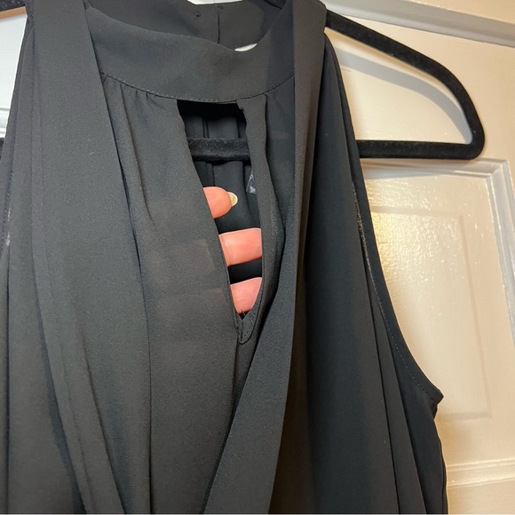 #104 NEW YORK & CO BLACK SLEEVELESS TIE FRONT TANK TOP MEDIUM - Picture 4 of 6